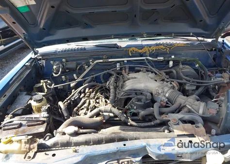 2002 Nissan Xterra Se из США, поврежденный, VIN 5N1ED28Y22C547008